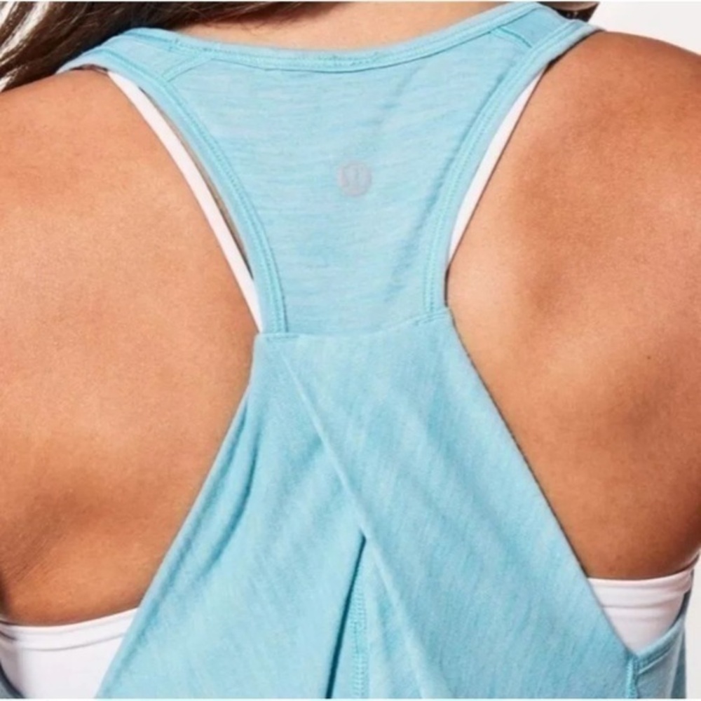 Lululemon Heathered Eton turquoise Blue racer back Tank Pleated Loose EUC! Sz 4